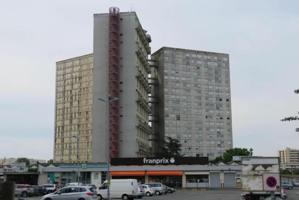 Apartment Grand Independant Le Mee-sur-Seine
